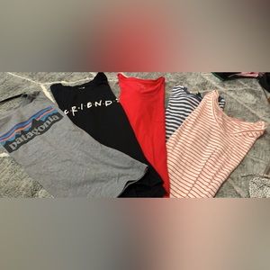 Group of 5 women’s t-shirts. No stains on any of the shirts!